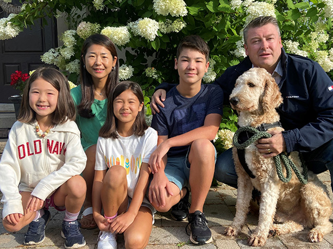 https://votephil.ca/wp-content/uploads/2022/08/about-pic-1.jpg